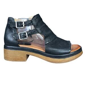 Miz Mooz Women’s Palomina Black Leather Chunky Heel Sandal Size 41 US 9.5/10